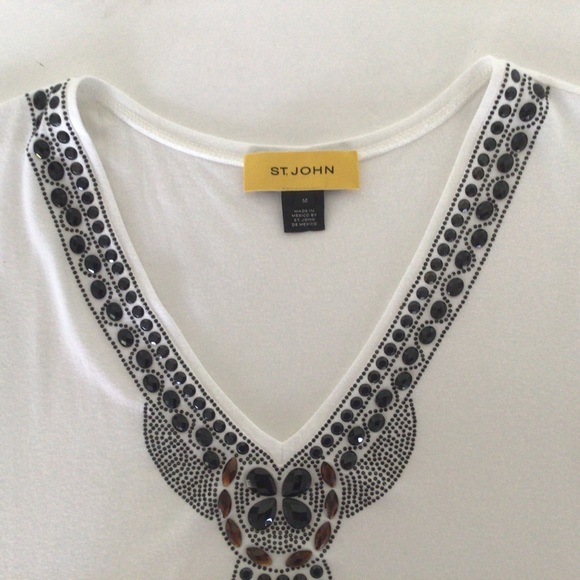 ST. JOHN WHITE EMBELLISHED V NECK TEE SHIRT MEDIUM - Picture 9 of 16